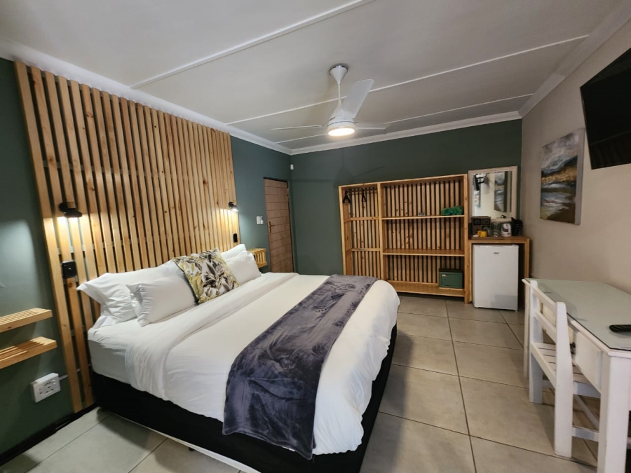 10 Bedroom Property for Sale in Wilderness Central Western Cape